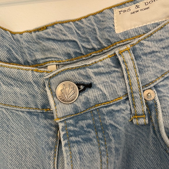 Rag and Bone Boyfriend Light Weight Jeans- 29 - Picture 5 of 16